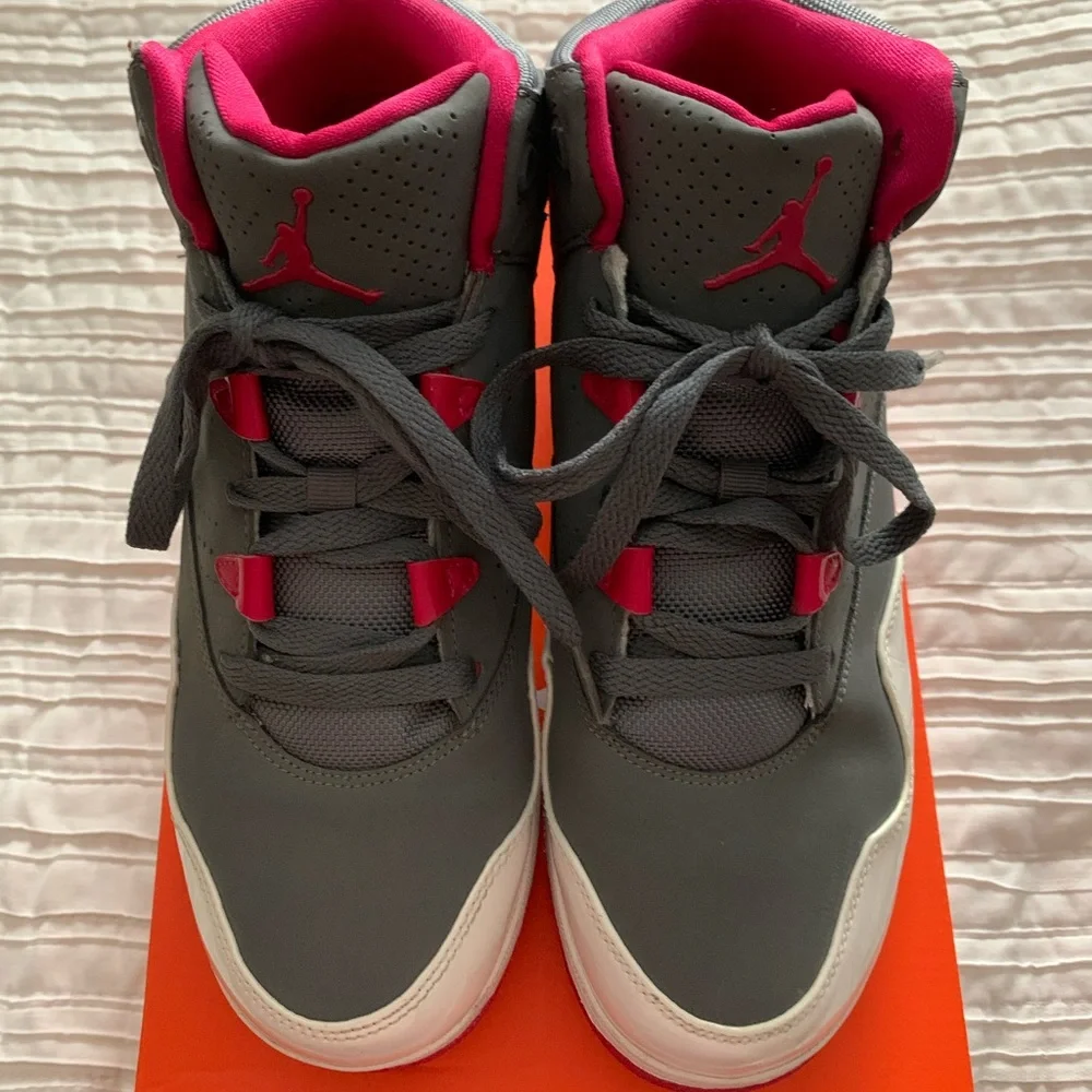 Jordan retro hot